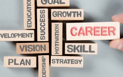 Which course is best after 12th for a good career?